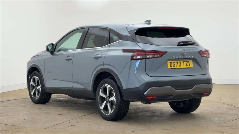 Used Nissan Qashqai 2023 for sale - 76954648: Photo 2