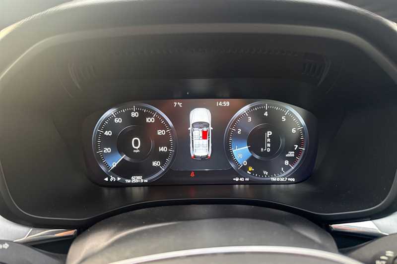 Used Volvo XC60 2019 for sale - 76928293: Photo 14