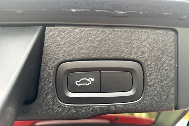 Used Volvo XC60 2019 for sale - 76928293: Photo 39