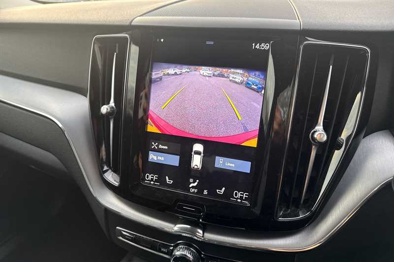 Used Volvo XC60 2019 for sale - 76928293: Photo 41