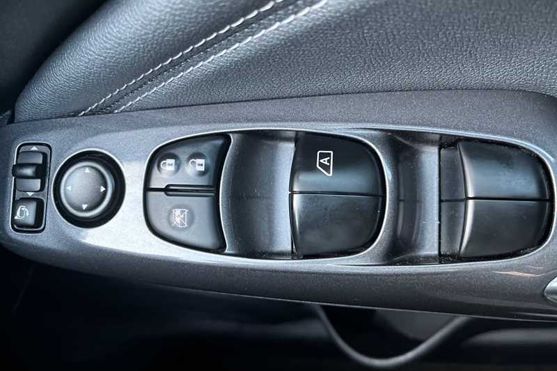 Used Nissan Juke for sale - 77414143: Photo 18