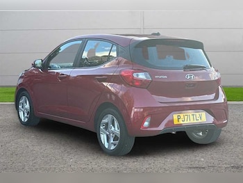 Used Hyundai i10 2021 for sale - 76318777: Photo