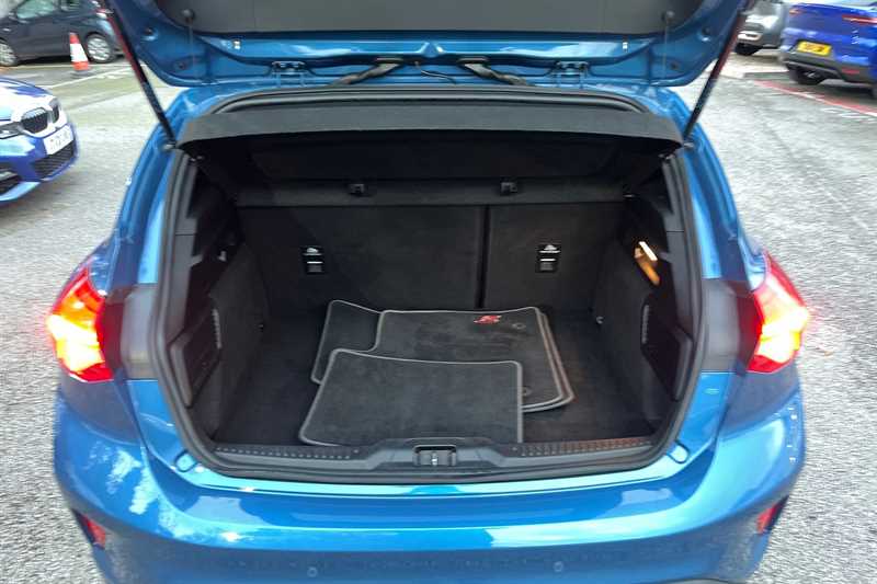 Used Ford Focus 2019 for sale - 76378608: Photo 20