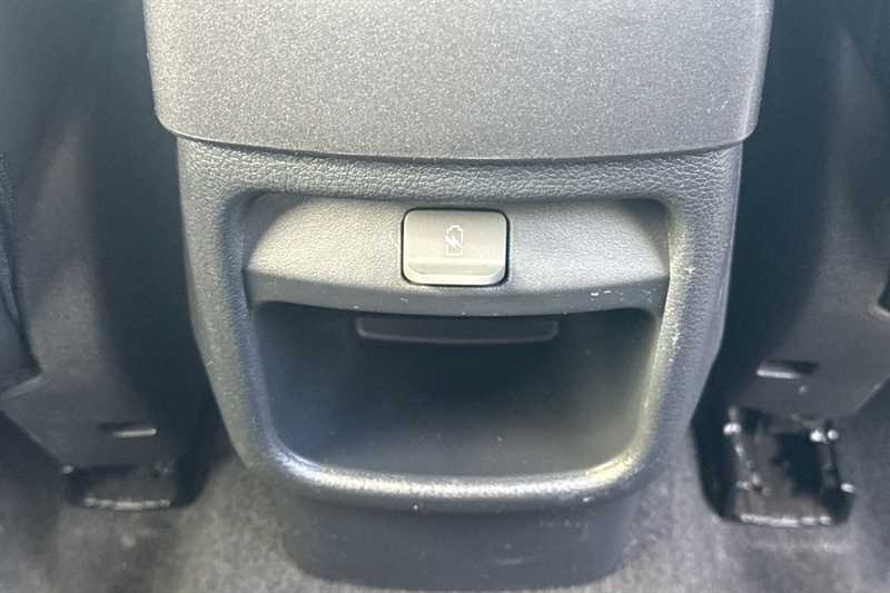 Used Nissan Juke 2021 for sale - 76022044: Photo 29
