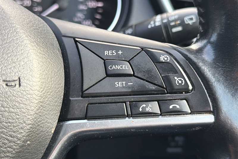 Used Nissan Qashqai 2017 for sale - 77010685: Photo 35