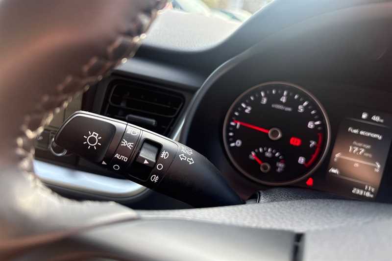 Used Kia Stonic 2022 for sale - 78074689: Photo 23