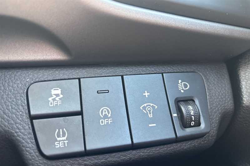 Used Kia Stonic 2022 for sale - 78074689: Photo 24