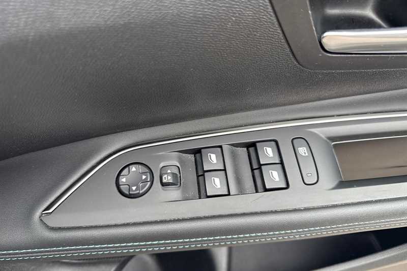 Used Peugeot 5008 2021 for sale - 76022065: Photo 18