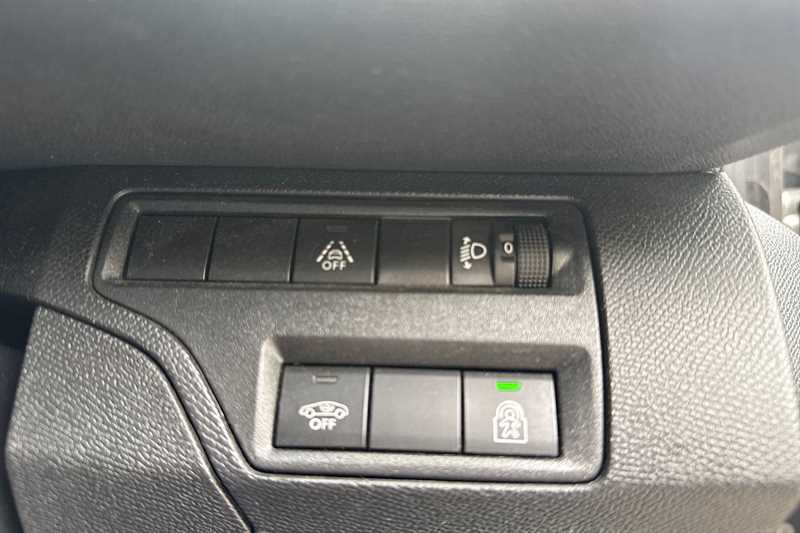 Used Peugeot 5008 2021 for sale - 76022065: Photo 34