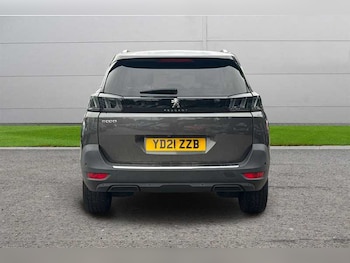 Used Peugeot 5008 2021 for sale - 76022065: Photo