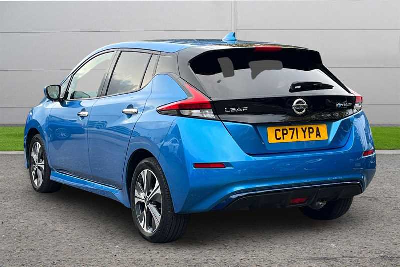 Used Nissan Leaf 2021 for sale - 76420556: Photo 2