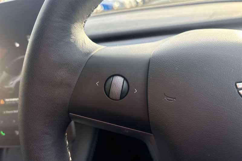 Used Tesla Model 3 2021 for sale - 77232492: Photo 17