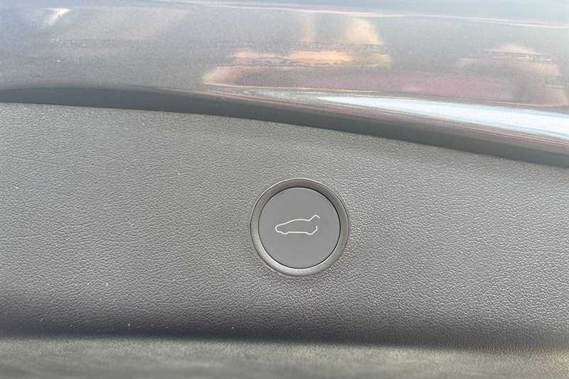 Used Tesla Model 3 2021 for sale - 77232492: Photo 23