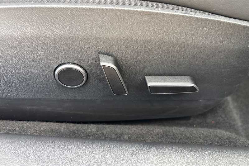 Used Tesla Model 3 2021 for sale - 77232492: Photo 28