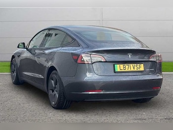 Used Tesla Model 3 2021 for sale - 77232492: Photo