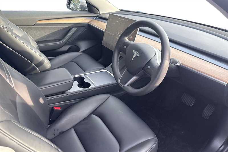 Used Tesla Model 3 2021 for sale - 77232492: Photo 8