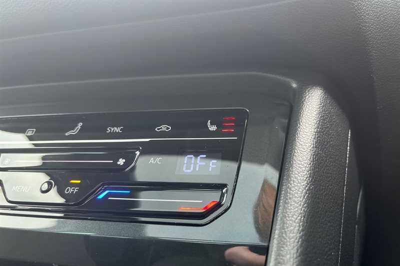 Used Volkswagen Tiguan 2021 for sale - 77526407: Photo 29