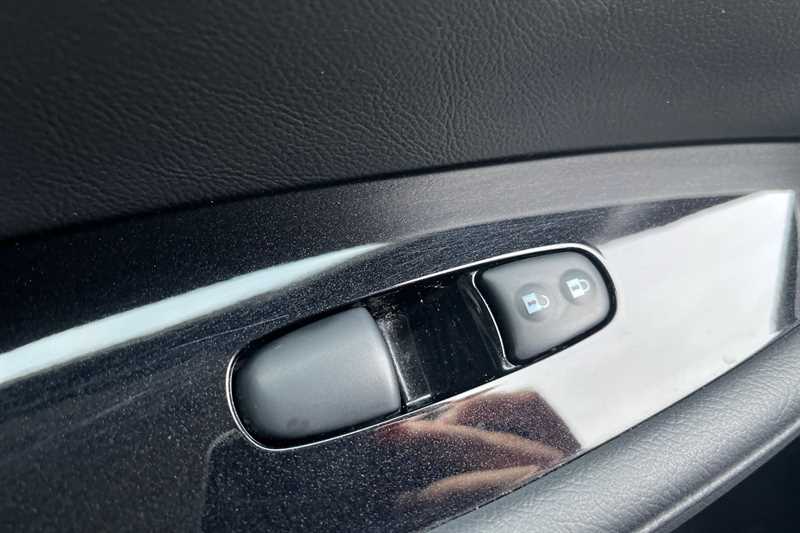 Used Nissan Leaf 2018 for sale - 77526333: Photo 30