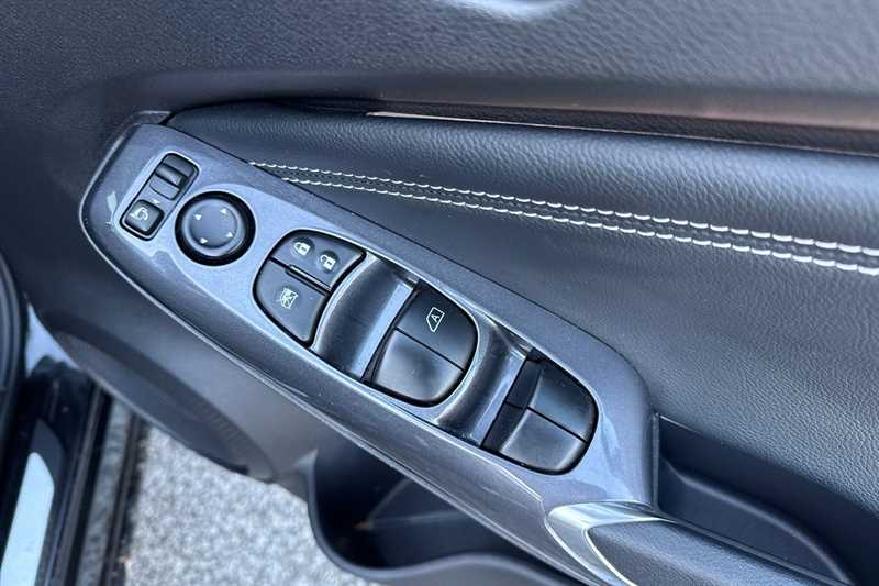 Used Nissan Juke 2022 for sale - 76610107: Photo 18