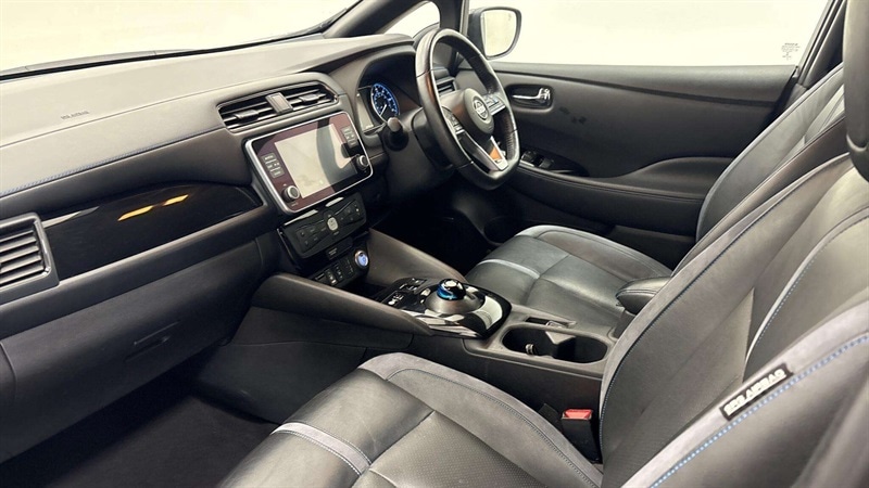 Used Nissan Leaf 2021 for sale - 76826960: Photo 3