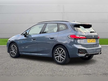 Used BMW 2 Series 2022 for sale - 76204191: Photo