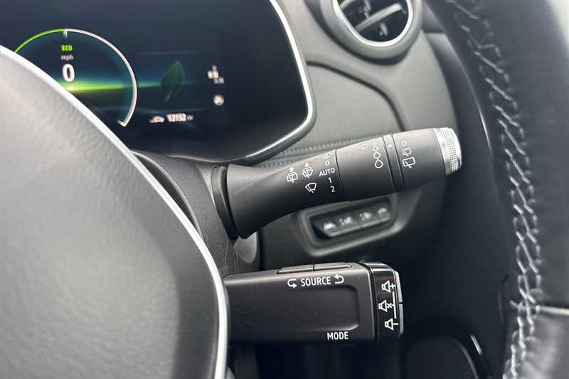 Used Renault Zoe 2022 for sale - 76351057: Photo 25