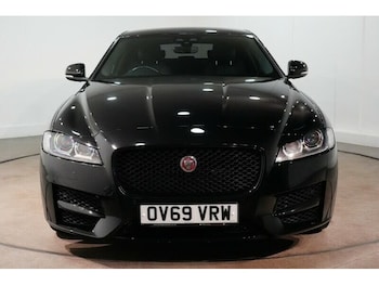 Used Jaguar XF 2019 for sale - 79239502: Photo