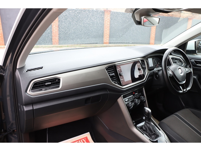 Used Volkswagen T-Roc 2021 for sale - 76439449: Photo 25