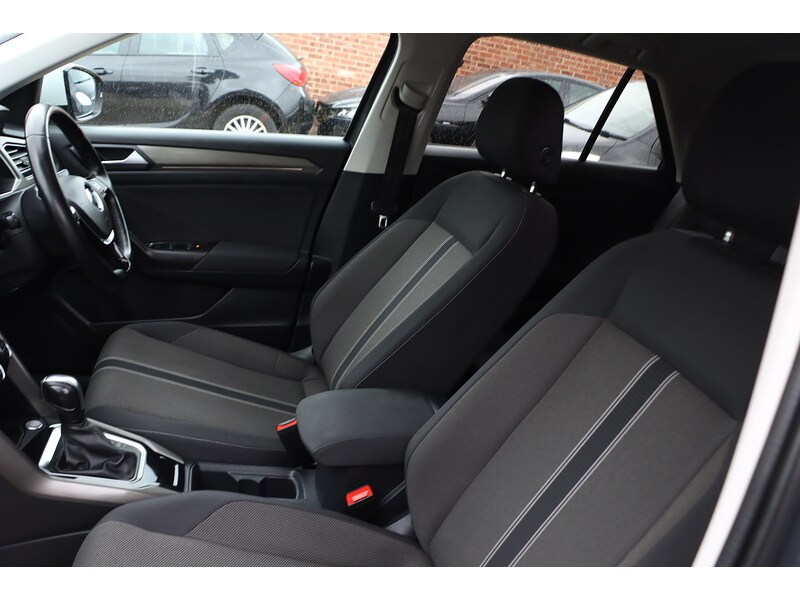 Used Volkswagen T-Roc 2021 for sale - 76439449: Photo 28