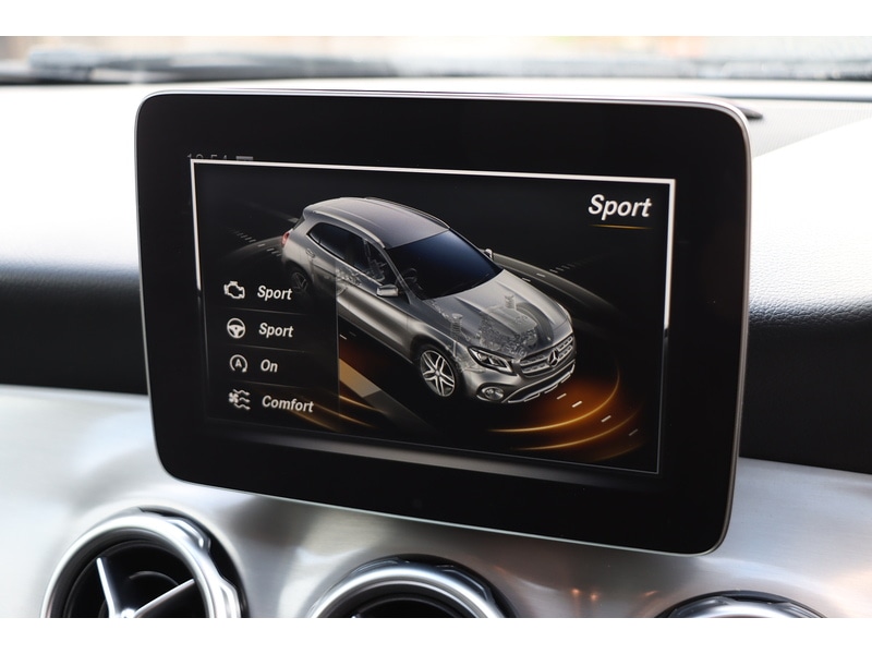 Used Mercedes-Benz GLA 2019 for sale - 76439456: Photo 10