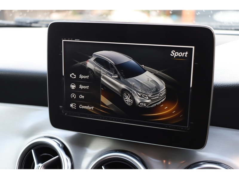 Used Mercedes-Benz GLA 2019 for sale - 76439456: Photo 52