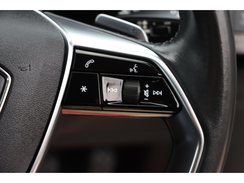 Used Audi e-tron 2020 for sale - 76185781: Photo 44