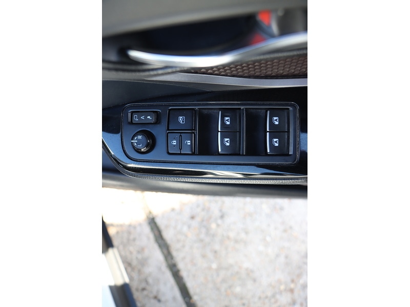 Used Toyota C-HR 2017 for sale - 77276955: Photo 24