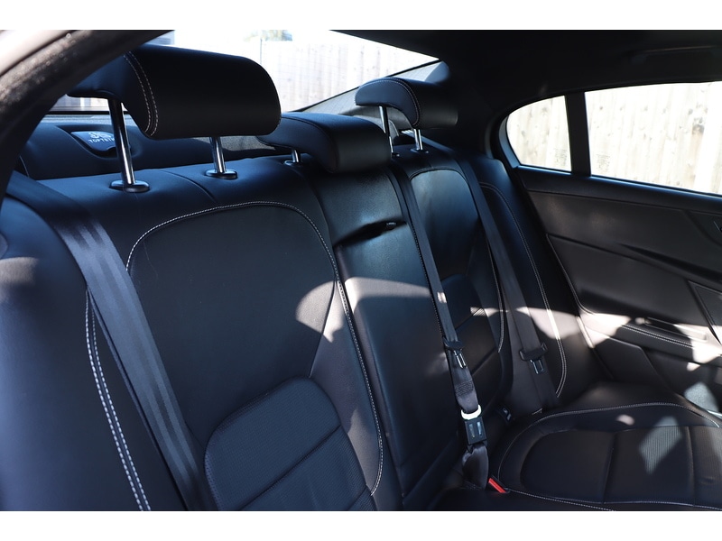 Used Jaguar XE 2017 for sale - 76113599: Photo 29