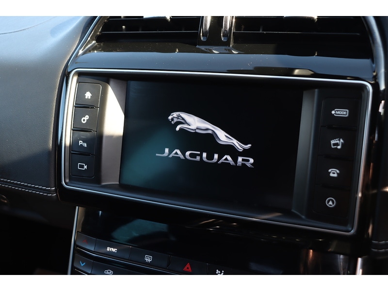 Used Jaguar XE 2017 for sale - 76113599: Photo 36