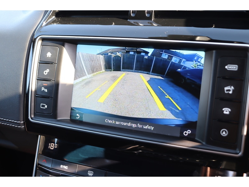 Used Jaguar XE 2017 for sale - 76113599: Photo 37