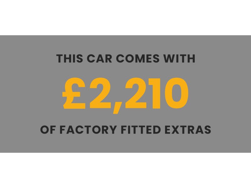 Used Jaguar XE 2017 for sale - 76113599: Photo 4