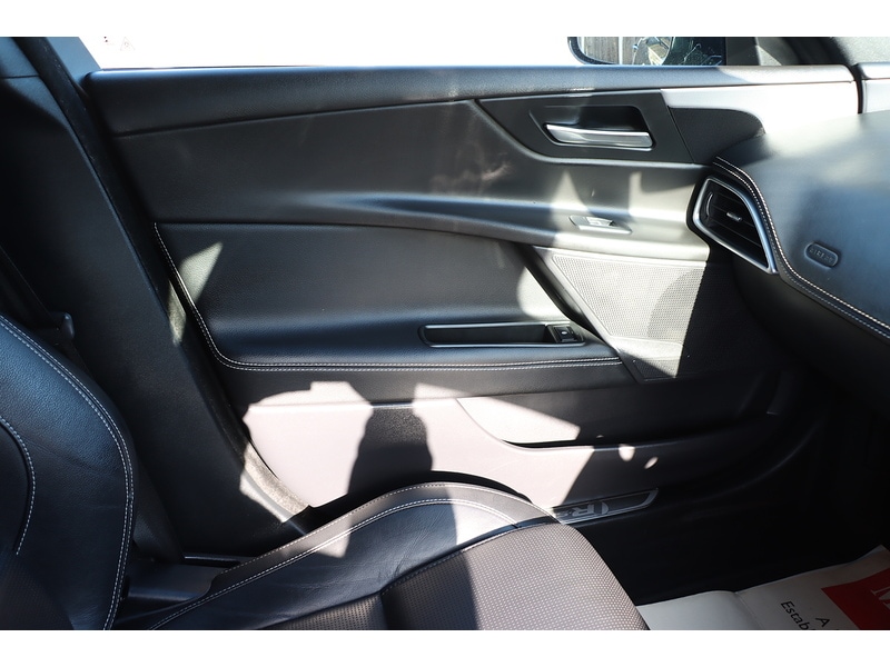 Used Jaguar XE 2017 for sale - 76113599: Photo 43