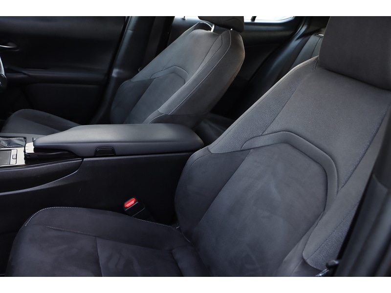 Used Lexus UX 2019 for sale - 76853365: Photo 30