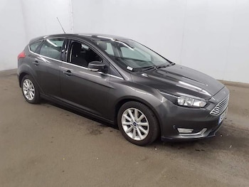 Used Ford Focus 2015 for sale - 75673017: Photo