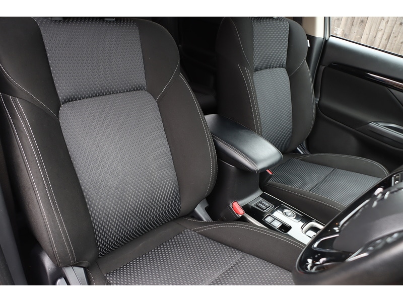 Used Mitsubishi Outlander 2020 for sale - 77159056: Photo 21