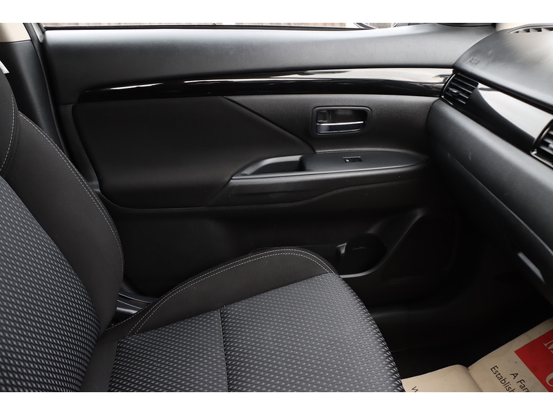 Used Mitsubishi Outlander 2020 for sale - 77159056: Photo 40