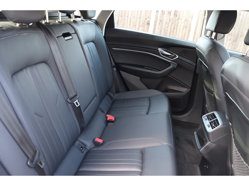 Used Audi e-tron 2020 for sale - 76185778: Photo 32