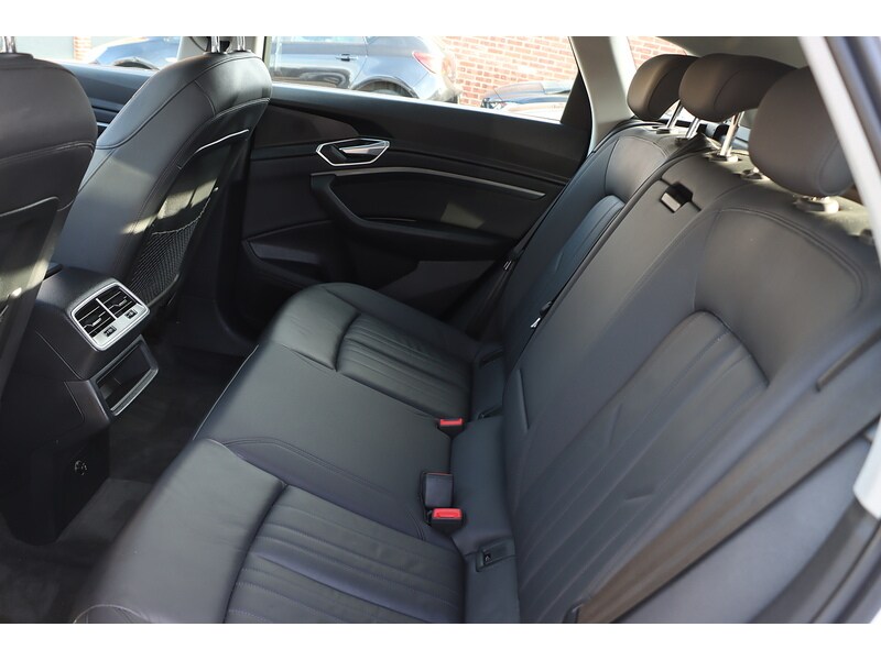 Used Audi e-tron 2020 for sale - 76185778: Photo 40