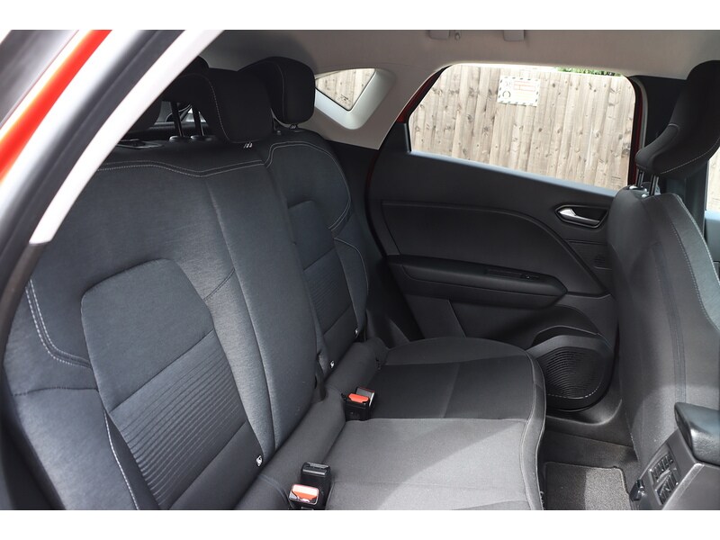 Used Renault Captur 2020 for sale - 75970312: Photo 25