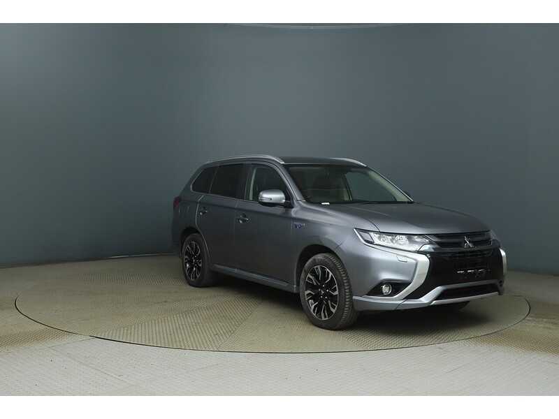 Used Mitsubishi Outlander 2017 for sale - 78054247: Photo 1