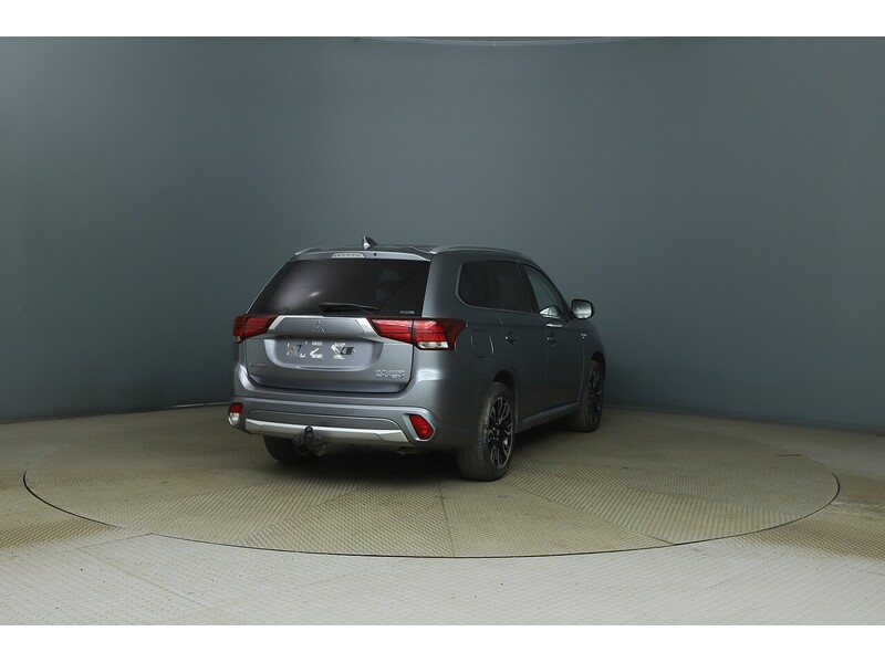 Used Mitsubishi Outlander 2017 for sale - 78054247: Photo 8