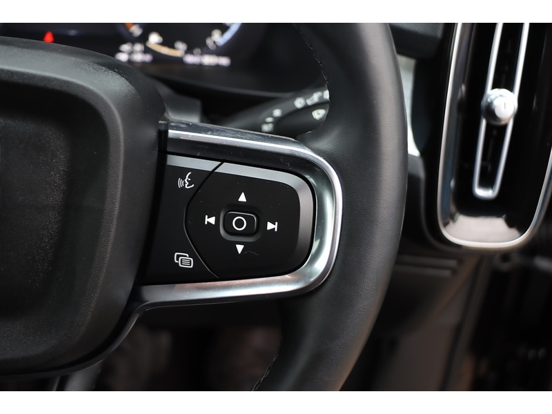 Used Volvo XC40 2021 for sale - 77272342: Photo 45