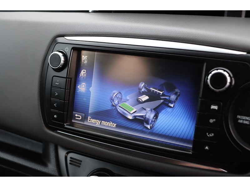 Used Toyota Yaris 2015 for sale - 77282342: Photo 10