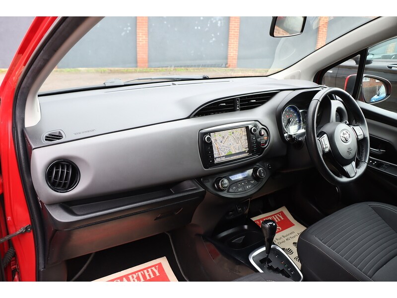 Used Toyota Yaris 2015 for sale - 77282342: Photo 27